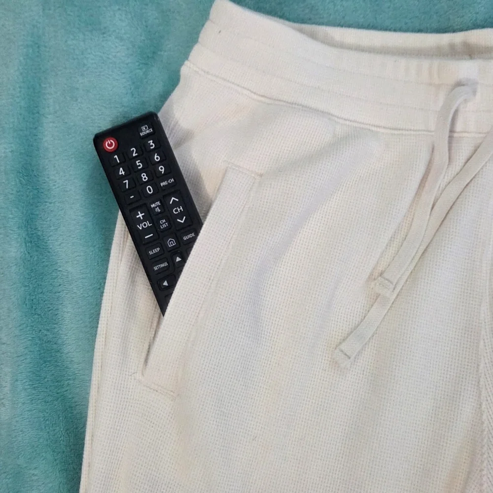 ABERCROMBIE & FITCH, Cozy Cream Jogger Pants🌸 - Picture 4 of 8